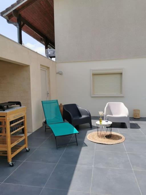 Studio Au Calme Avec Terrasse Rougemont  Bagian luar foto