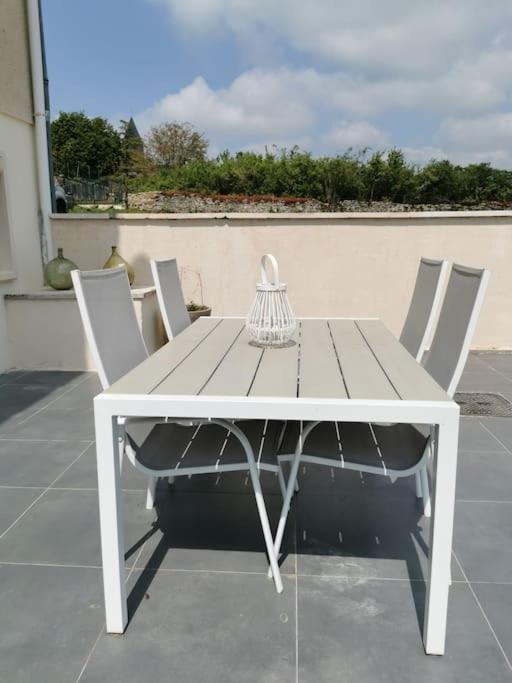 Studio Au Calme Avec Terrasse Rougemont  Bagian luar foto